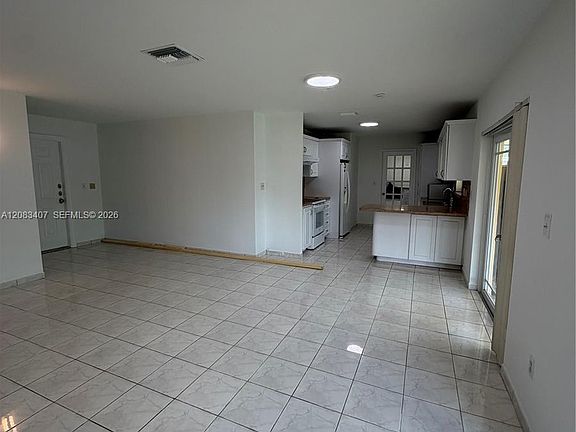 3rd image of 1732 SW 103rd Ave