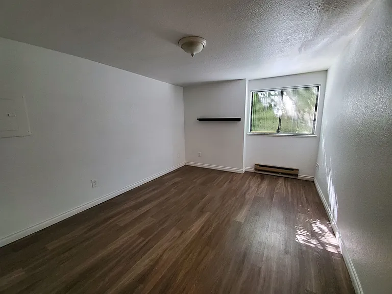 3636 Francis Ave N — Photo 9