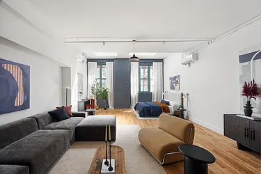 239 Banker Street, #1G