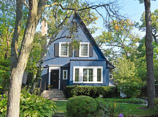 975 Oak St, Winnetka, IL 60093