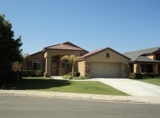 10205 Lerwick Ave, Bakersfield, CA 93311