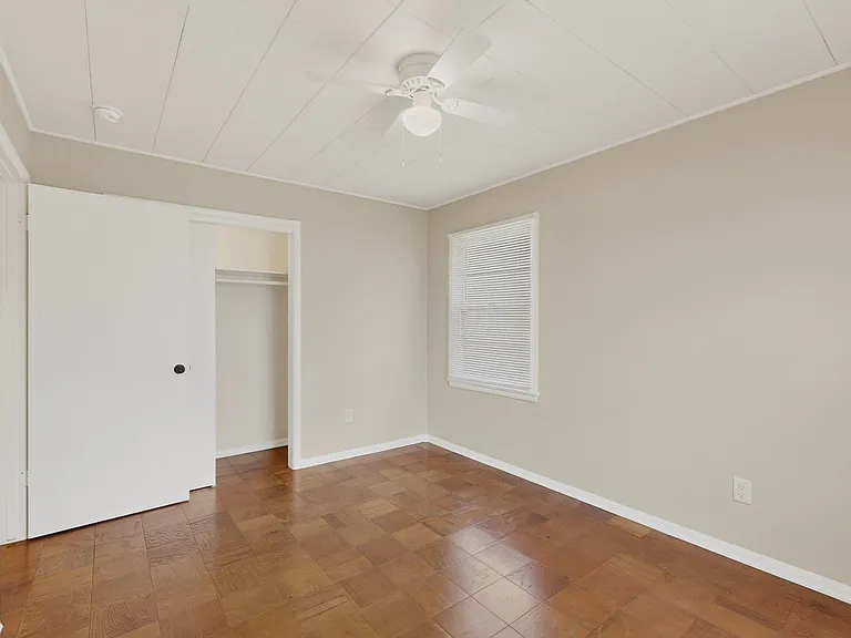 2506 Hillsboro Ave — Photo 18