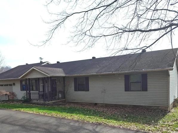 1440 Carl Dr, Ironton, OH 45638