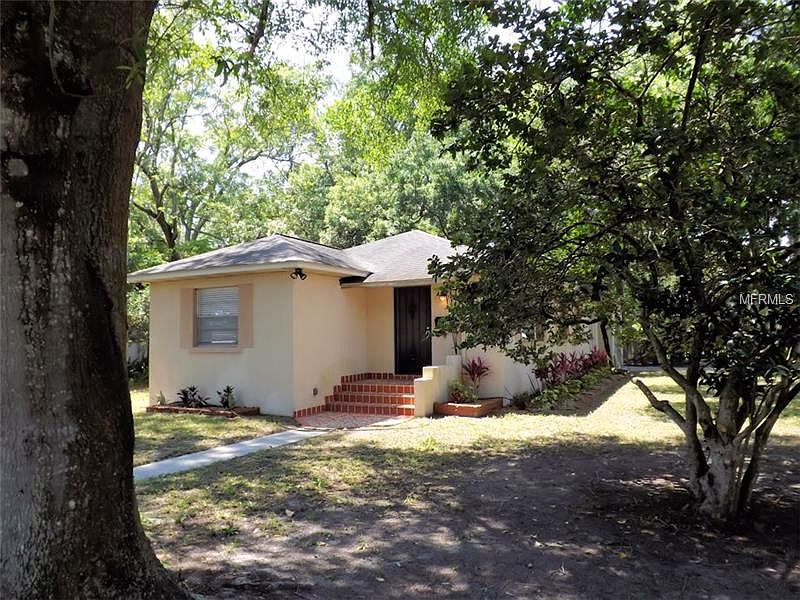 1st image of 6208 N Flora Vista Ave
