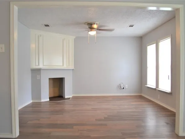 7526 Saint Louis St, Houston, TX 77028