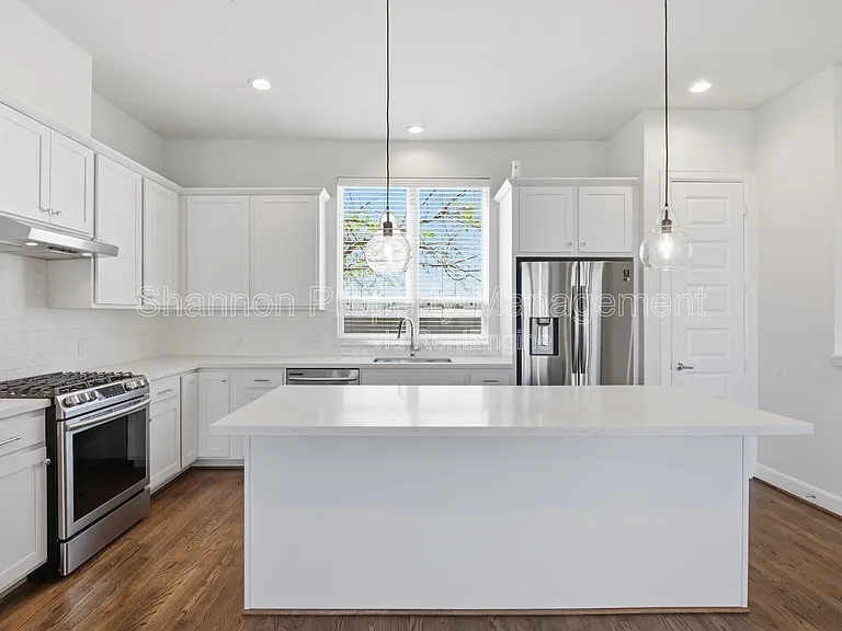 3024 Charline Ave — Photo 21