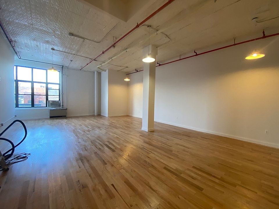 1st image of 205 McKibbin St #308