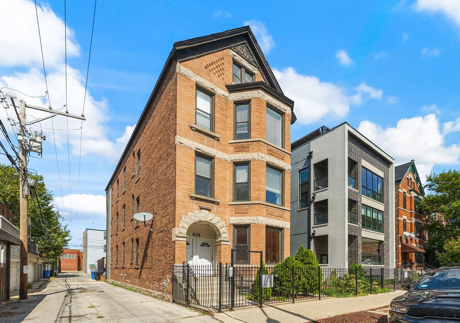 2246 w medill ave #2 chicago il 60647