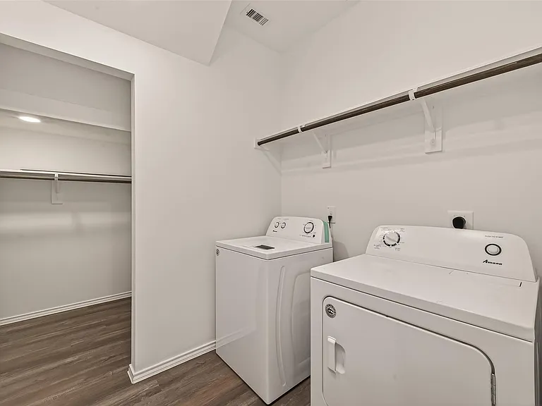6107 Ginevra Summers Dr — Photo 24