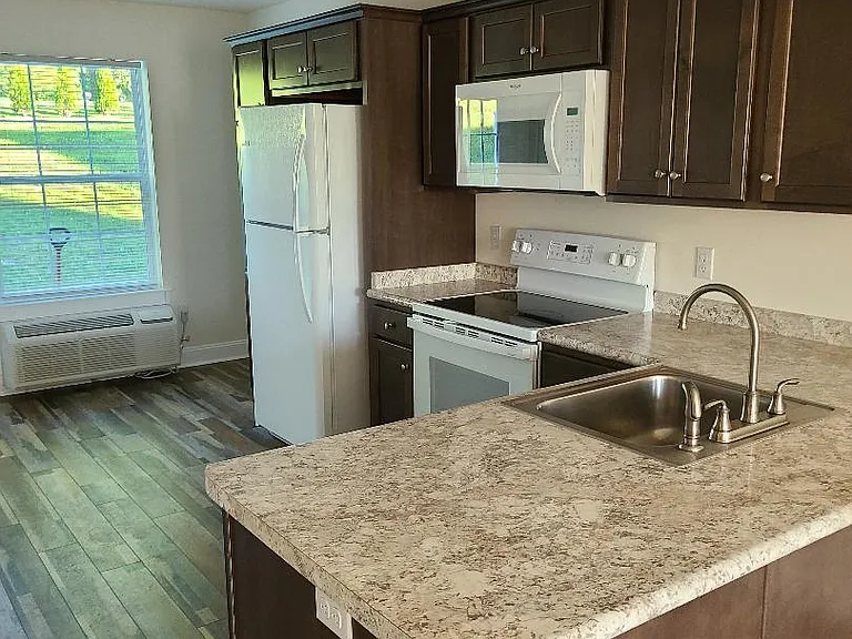 4102 W Ridge Rd — Photo 12