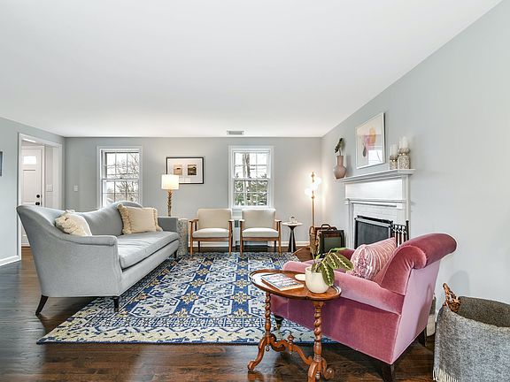 182 Hollow Tree Ridge Road