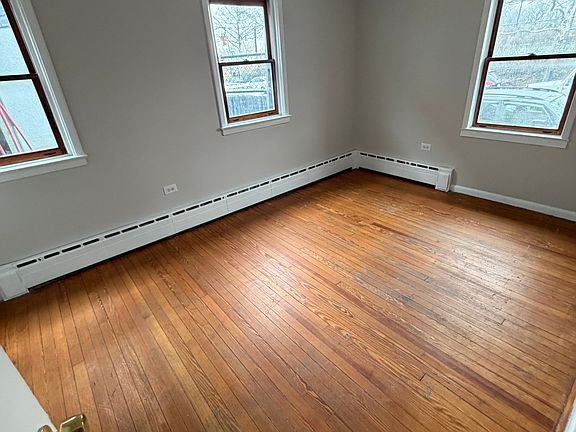 3rd image of 79 Van Buren St #1