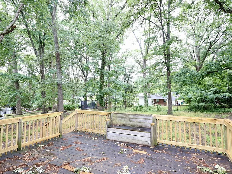 3006 Manor Dr — Photo 16
