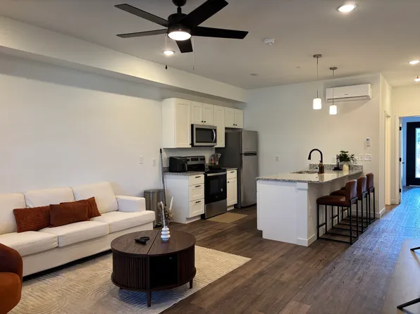 620 Wonderland Dr #110, Madison, NC 27025