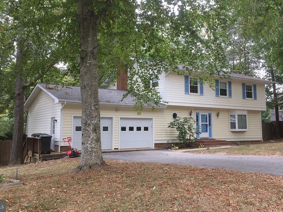1st image of 1909 Coleman Ln