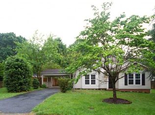 305 Minor Ridge Rd, Charlottesville, VA 22901