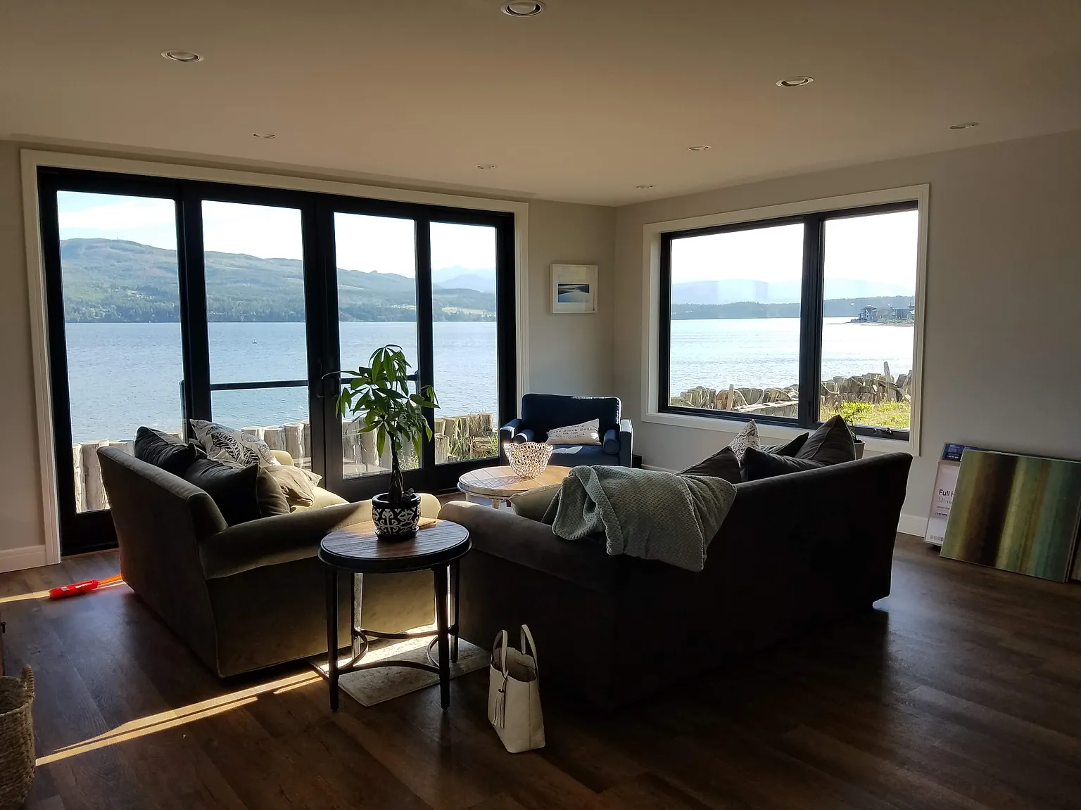 2 bed, 2.5 bath, 1800 sqft, $3,500 — Photo 4