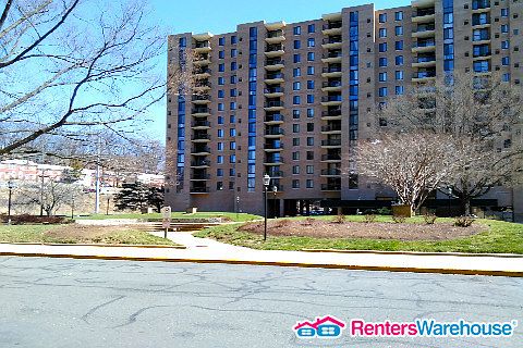 5th image of 4600 S 4 Mile Run Dr APT 729