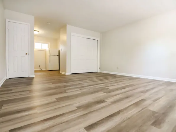 South Lime Studios. LLC, 659 S Limestone APT 1, Lexington, KY 40508