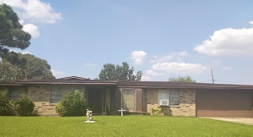 1st image of 2101 Cashmere Dr