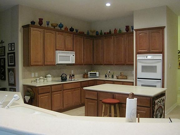 5th image of 18806 Oxley Ct
