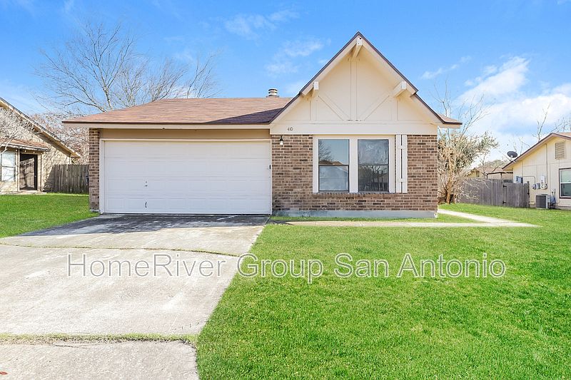 1st image of 410 Saddlebrook Dr