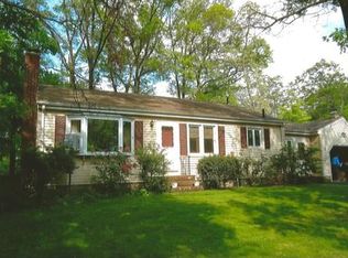 195 North Ave, Attleboro, MA 02703