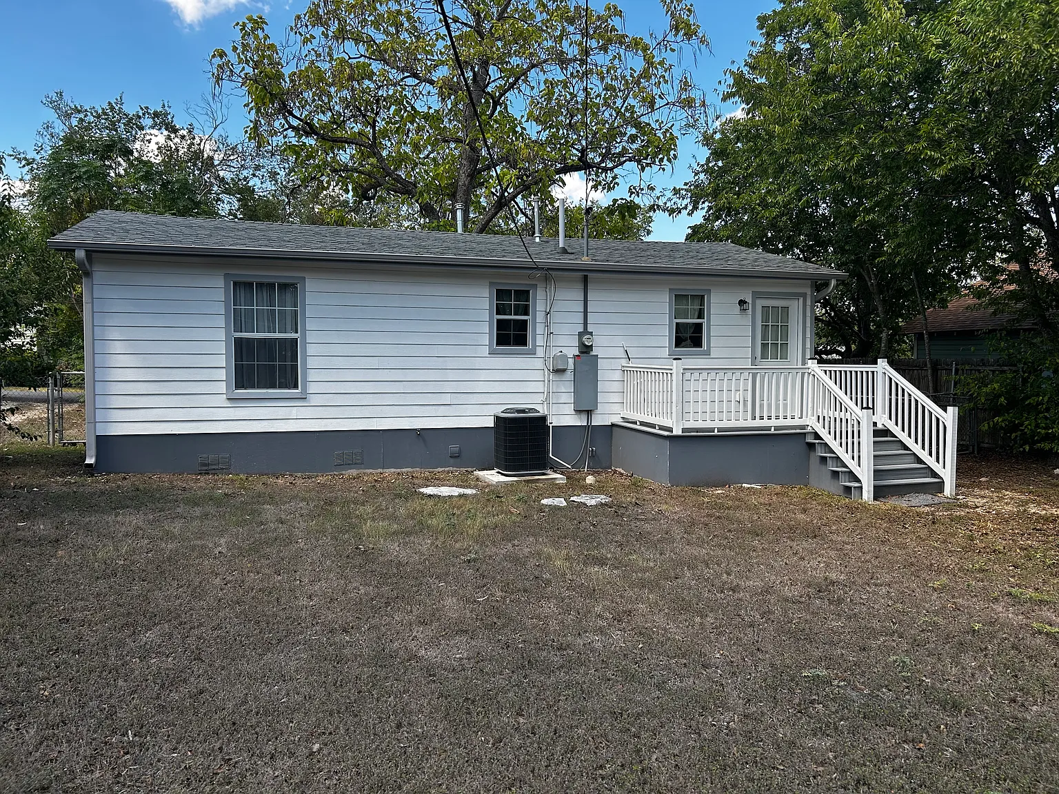 2 bed, 740 sqft, $1,400 — Photo 4