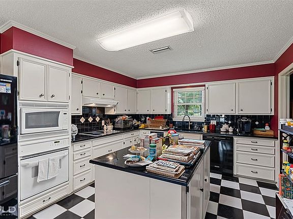 5th image of 2264 Landau Ln