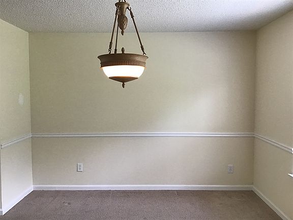 5th image of 1676 Zacharys Way