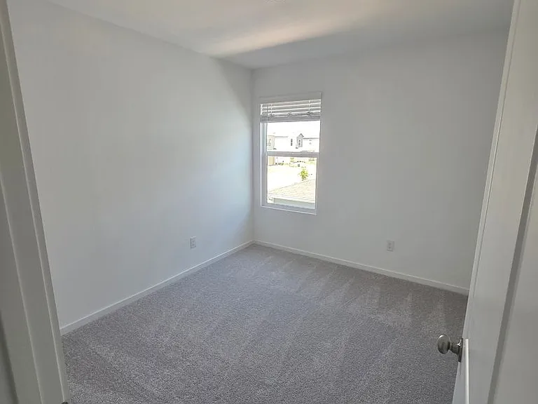 12156 Morgan Dr — Photo 13