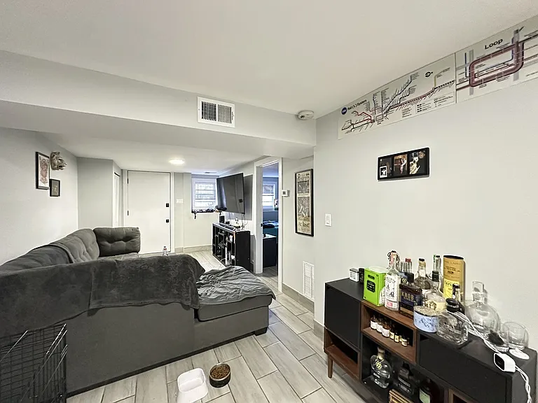 1721 N Mozart St #G — Photo 6