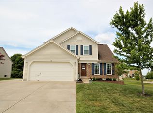 927 Stone Ridge Ln, Lebanon, OH 45036