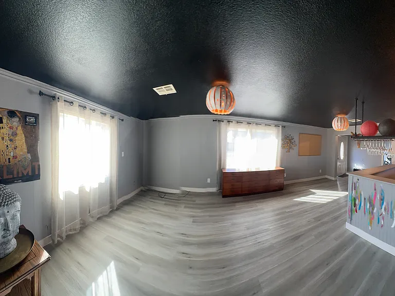 8650 W Monroe St — Photo 15