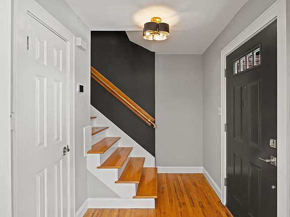4th image of 415 W Vine Ave APT 9