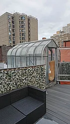 Rented by KNOCKKNOCK LLC