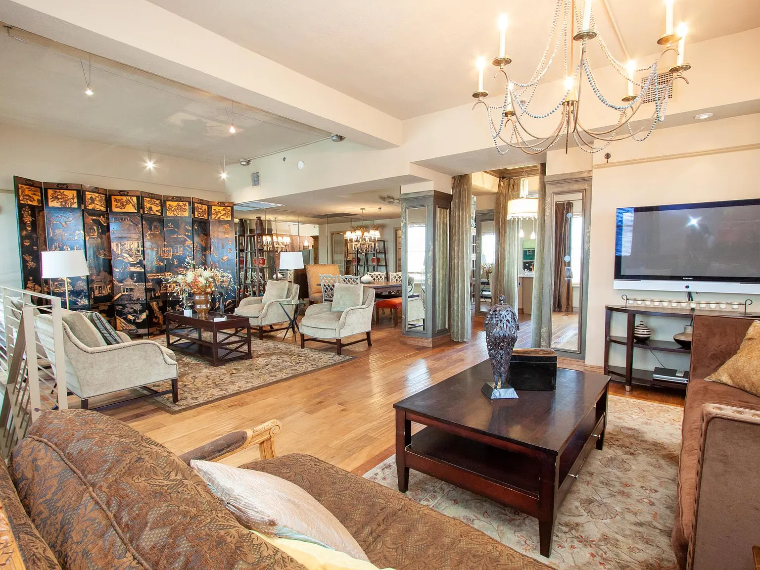 1 bed, 1800 sqft, $3,000 — Photo 1