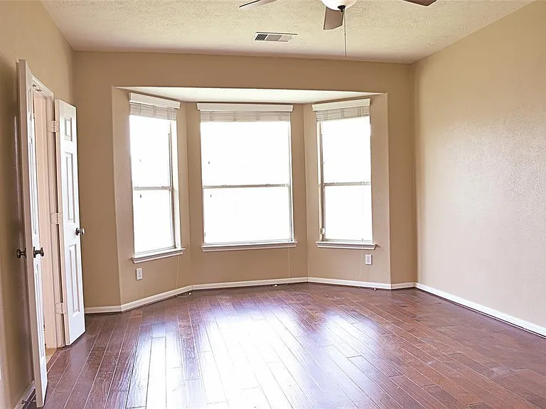 12903 Flat Creek Dr — Photo 16