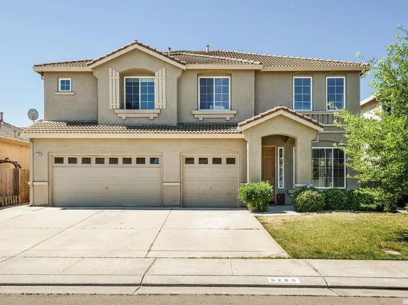 3206 Tenaya Ln, Stockton, CA 95212