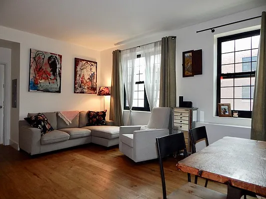 Rented by Realty Collective | media 13