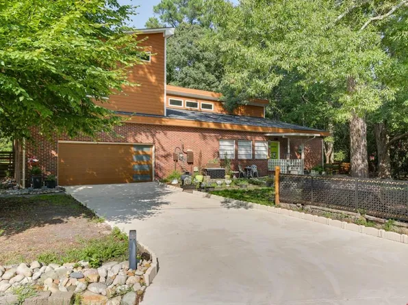 102 Purgold Rd, Seaford, VA 23696