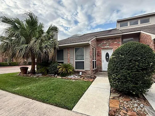 9353 Westwood Village Dr #42 Photo 1