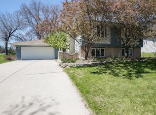 4412 W 98th Street Cir, Minneapolis, MN 55437