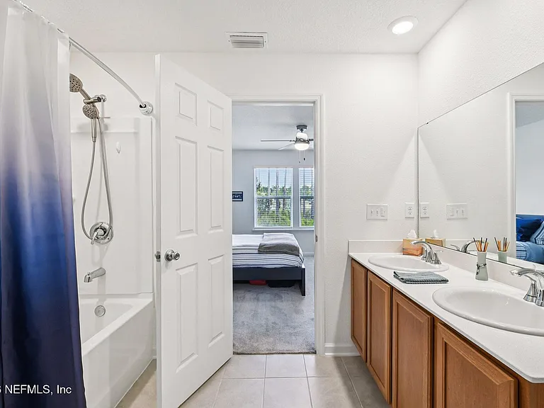 2635 Windsor Lakes Way — Photo 23