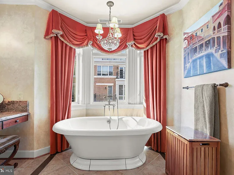 921 Valencia Ct #120 — Photo 43