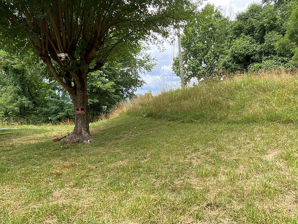 2nd image of 171 Short Rd