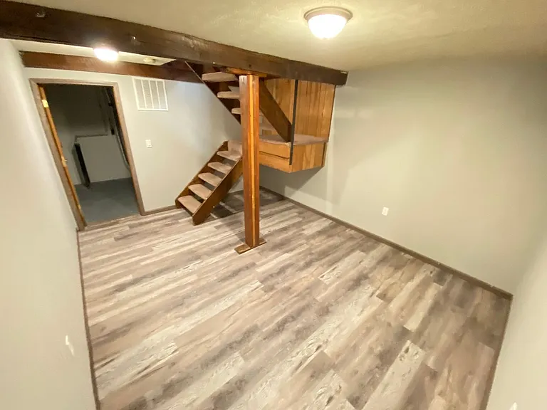 1669 Summit St #1675 — Photo 21
