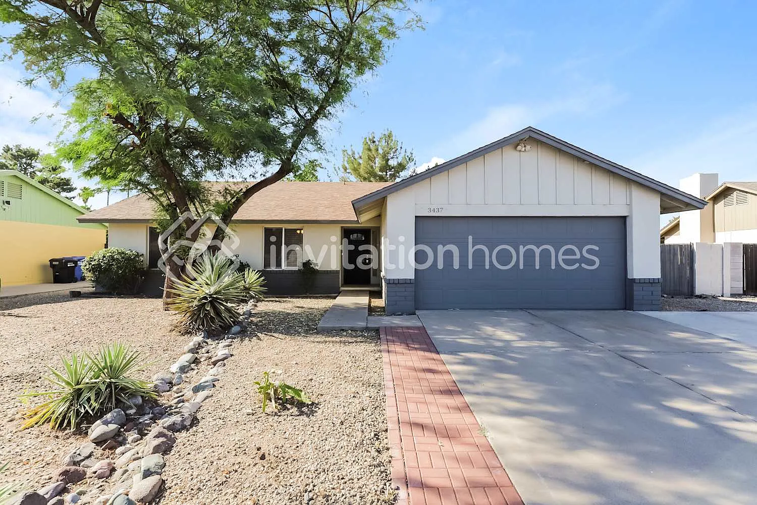 3437 W Muriel Dr Phoenix, AZ 85053 — Photo 1
