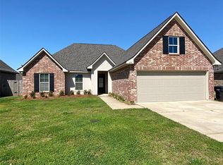 605 Tunica Trl, Bossier City, LA 71111