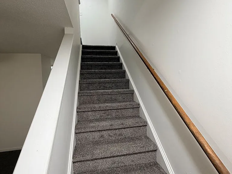 442 Stanley Ave — Photo 11